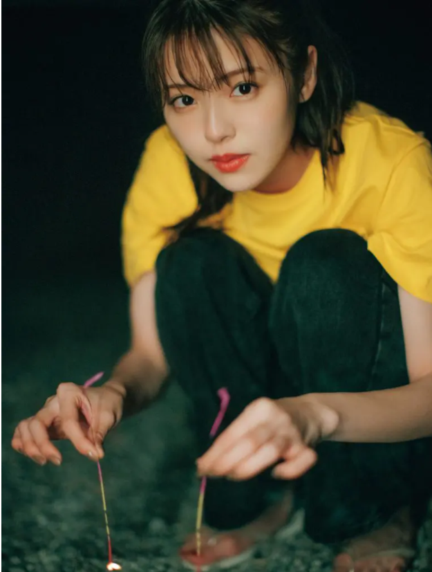 日本少女18岁签约，却被公司雪藏5年！出道便美如惊鸿！休闲区蓝鸢梦想 - Www.slyday.coM