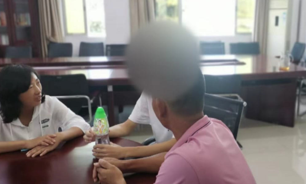 16年了！“梅姨案”又一被拐儿童和父母相认休闲区蓝鸢梦想 - Www.slyday.coM