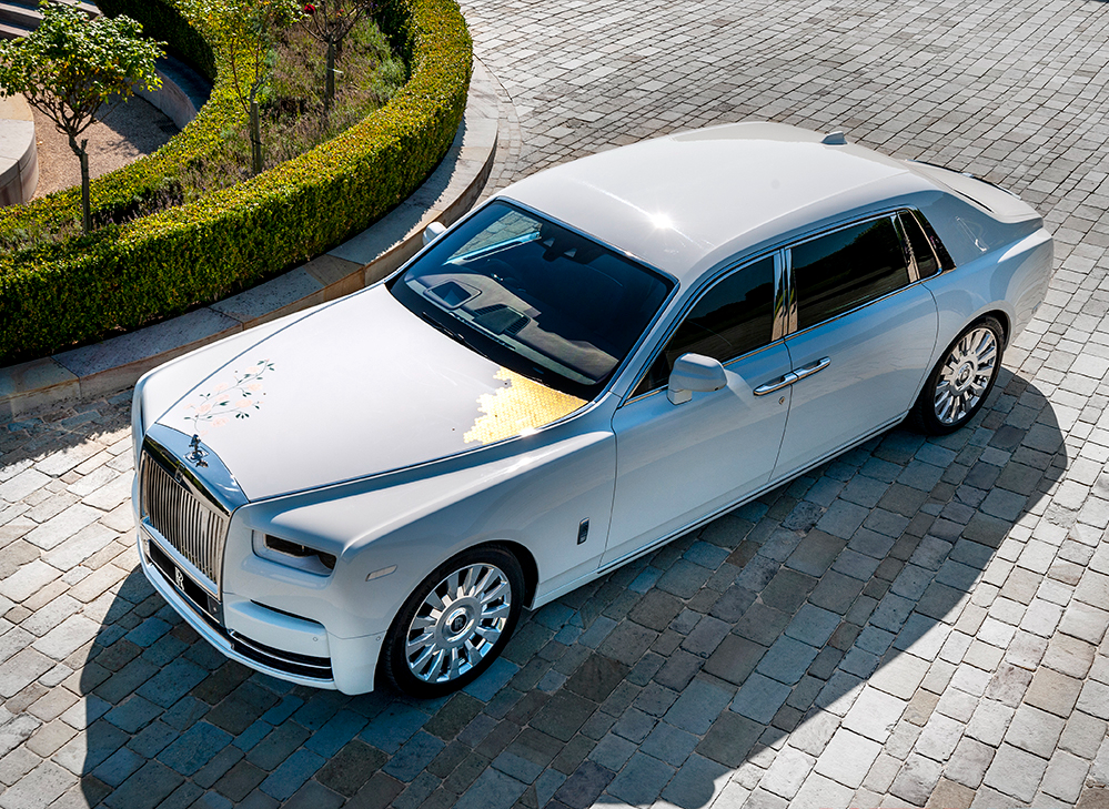 rollsroyce史上首款电动车spectre将在2023年登场