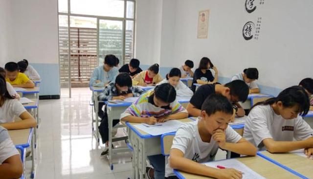 教育局最新通知,允许教师进行“补课”,但必须满足这三个条件