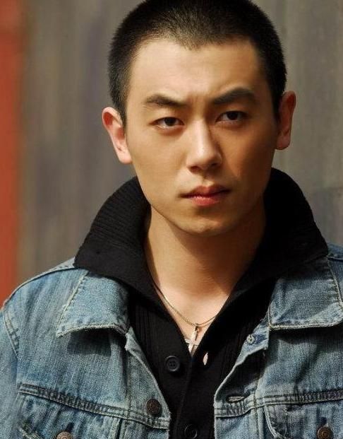 与9年初恋分手,转身娶陈思诚前女友,37岁朱亚文活成人生赢家|潘禹彤|