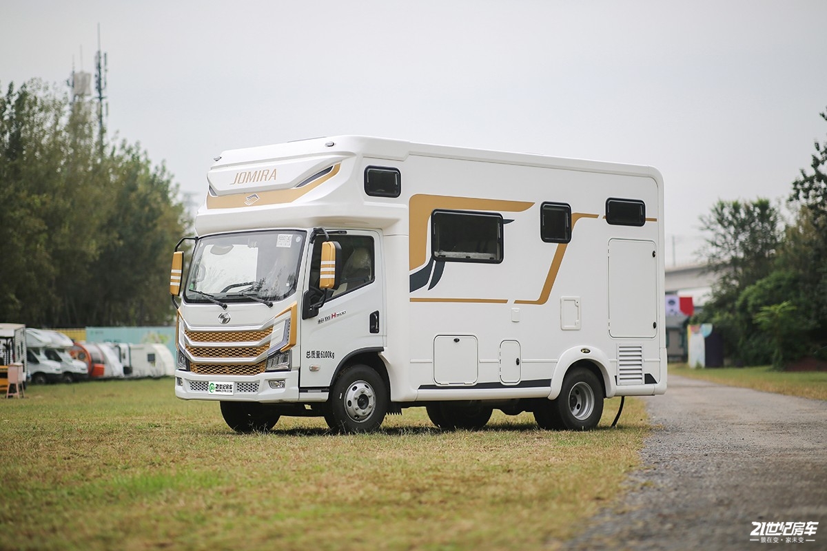 储物舱里能放摩托车实拍卓美亚开拓者h500Ⅰ轻卡房车