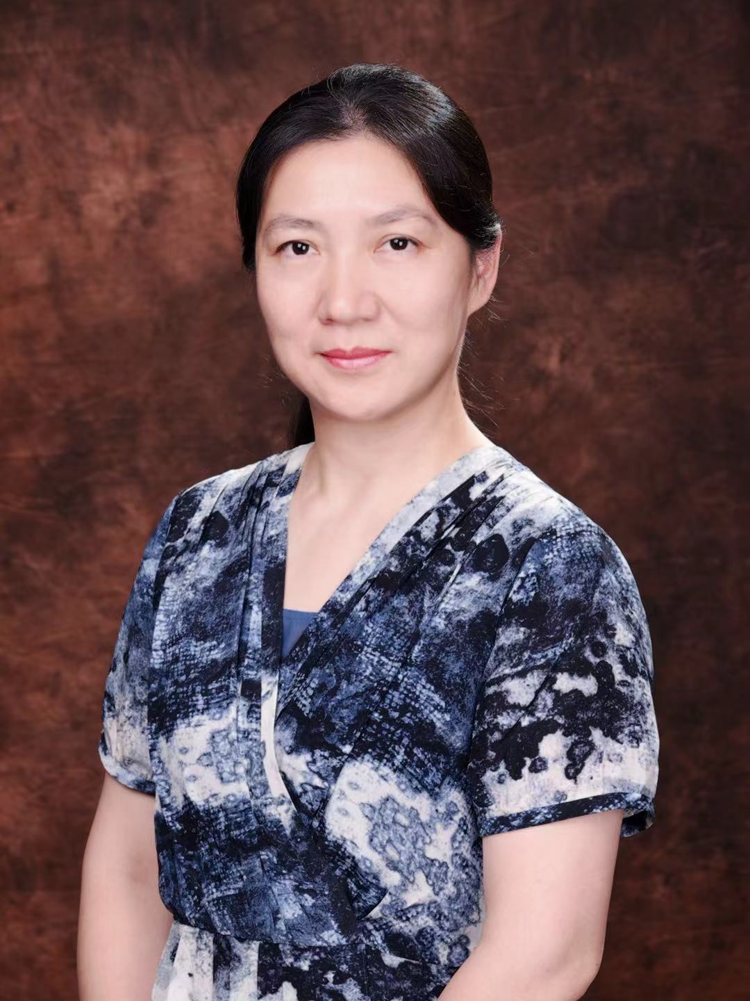 名医上海市公共卫生临床中心党委副书记主任范小红落红有情化作春泥更