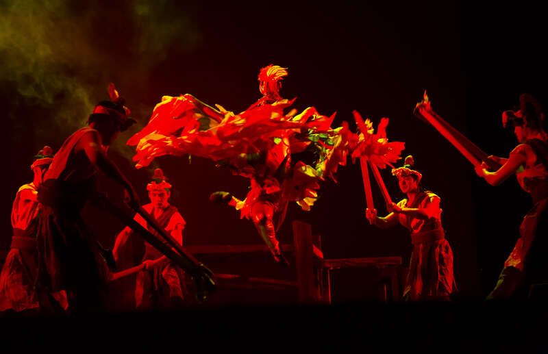 《帆影弦歌万千重》中的商羊舞表演 刘新武/摄