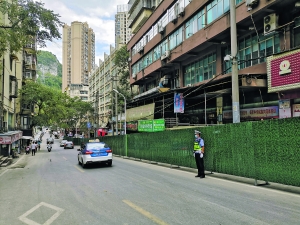 蟠桃宫路施工改造 部分停车位被取消休闲区蓝鸢梦想 - Www.slyday.coM