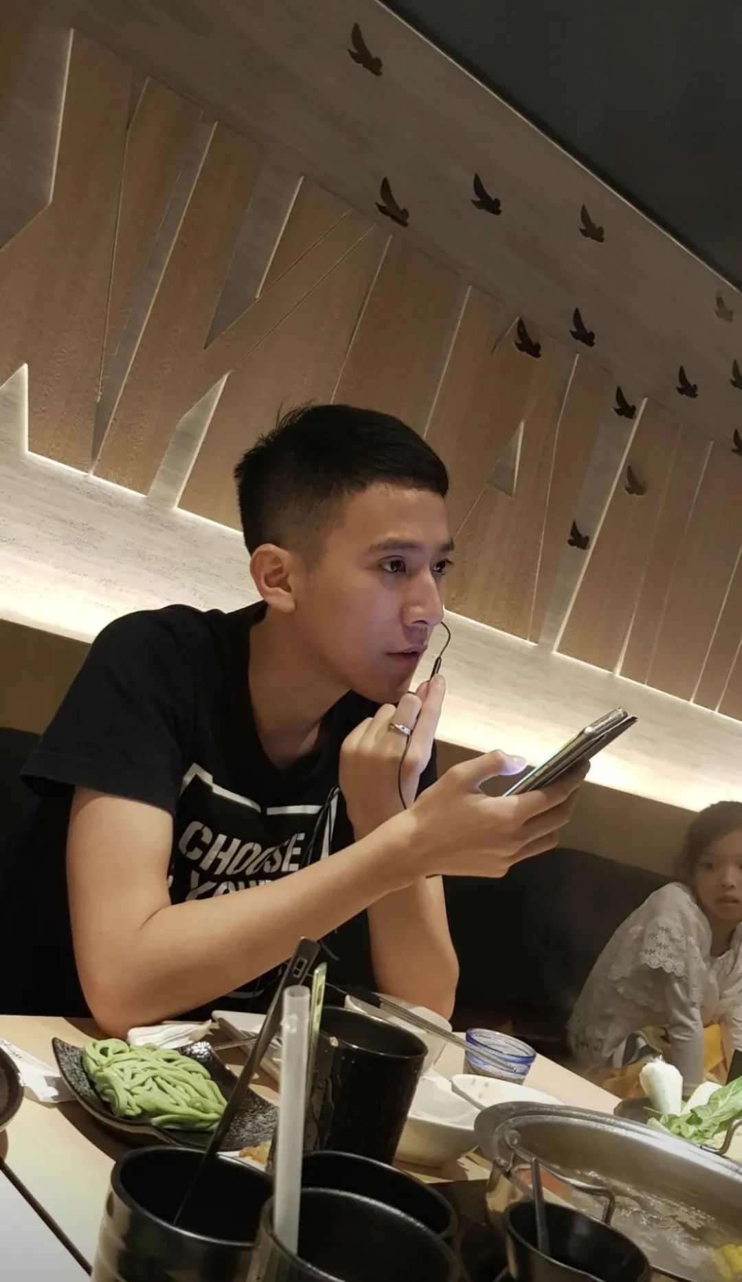 还记得绿光森林里的小威廉吗都说不如小时候