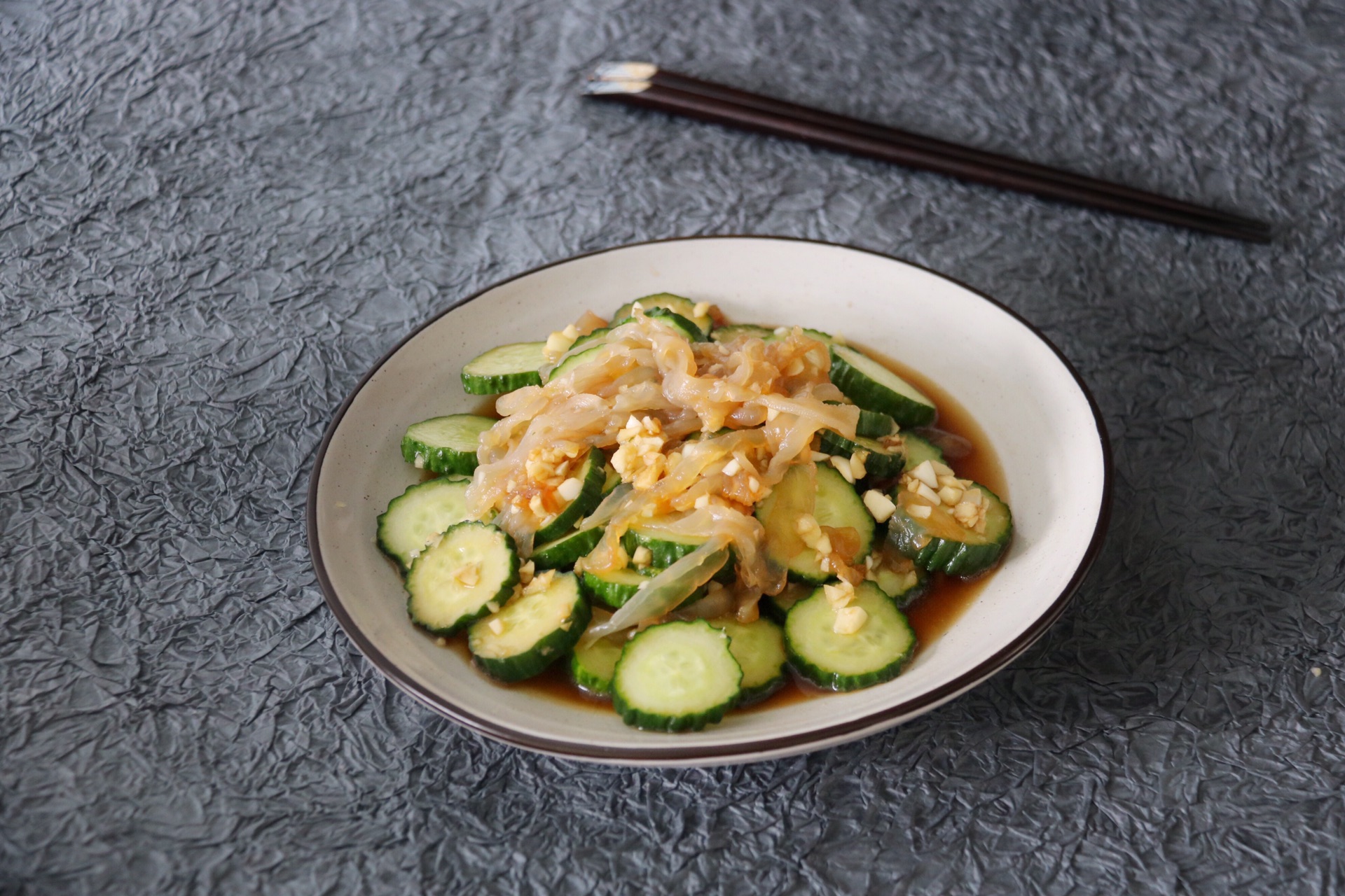 家常黄瓜拌海蜇丝,清爽可口,清淡解腻,家人都爱吃|海蜇|海蜇丝|家常