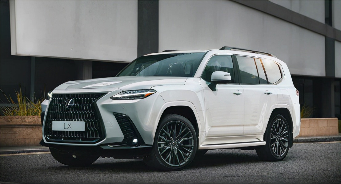 丰田陆巡同平台打造新款雷克萨斯lx曝光10月14日正式发布