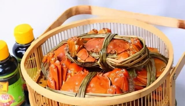 螃蟹为啥都是“绑着卖”?有些人说是为了“压秤”,实则不然!休闲区蓝鸢梦想 - Www.slyday.coM 螃蟹为啥都是“绑着卖”?有些人说是为了“压秤”,实则不然!休闲区蓝鸢梦想 - Www.slyday.coM