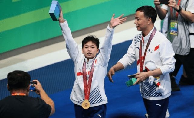 情同父女！全红婵恩师：陪弟子去北京集训9个月，没有回过一趟家休闲区蓝鸢梦想 - Www.slyday.coM