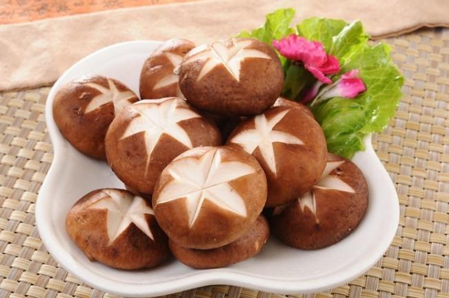 人为什么会长甲状腺结节?长了结节后该如何缓解?不妨早做了解休闲区蓝鸢梦想 - Www.slyday.coM 人为什么会长甲状腺结节?长了结节后该如何缓解?不妨早做了解休闲区蓝鸢梦想 - Www.slyday.coM