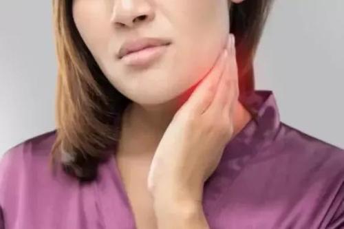 人为什么会长甲状腺结节?长了结节后该如何缓解?不妨早做了解休闲区蓝鸢梦想 - Www.slyday.coM 人为什么会长甲状腺结节?长了结节后该如何缓解?不妨早做了解休闲区蓝鸢梦想 - Www.slyday.coM