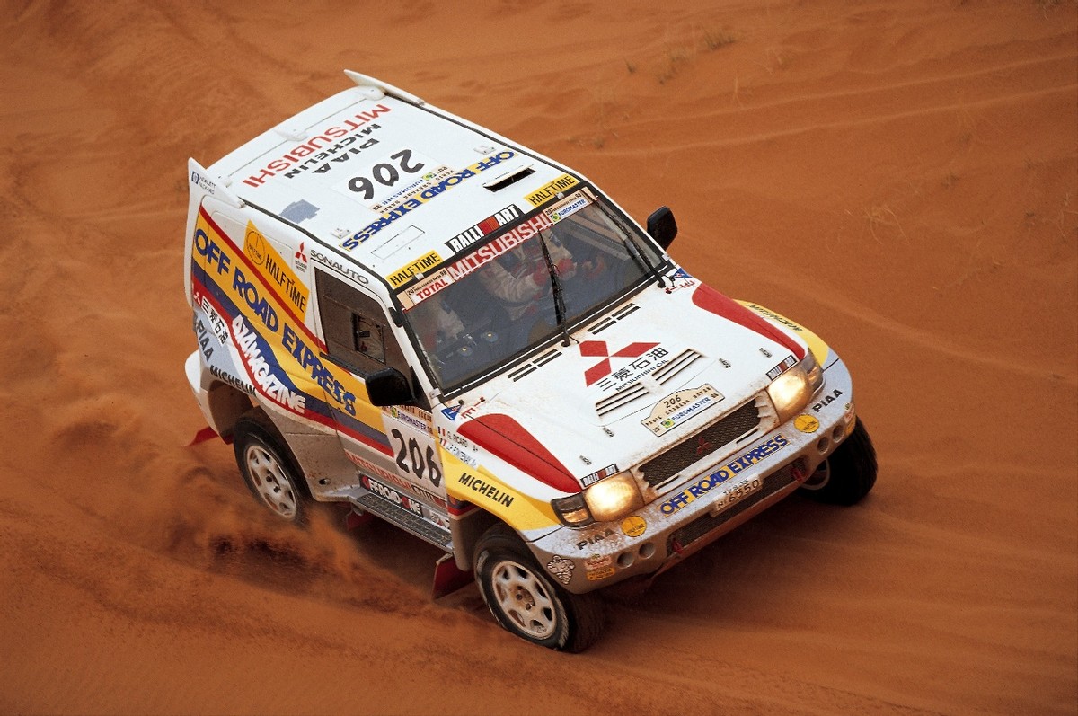 用改装致敬三菱达喀尔30年辉煌岁月