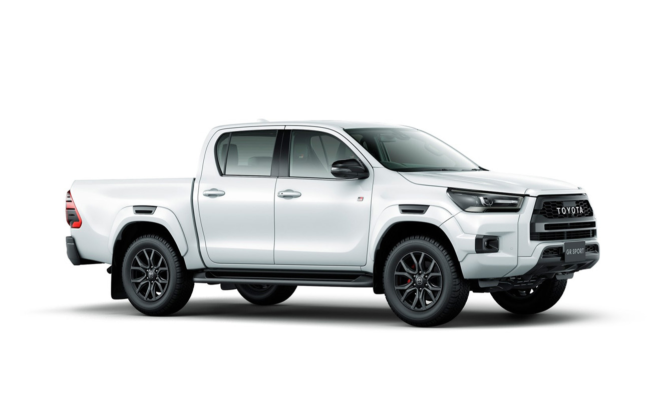 新款丰田海拉克斯运动版正式发布外观很霸气24l柴油动力