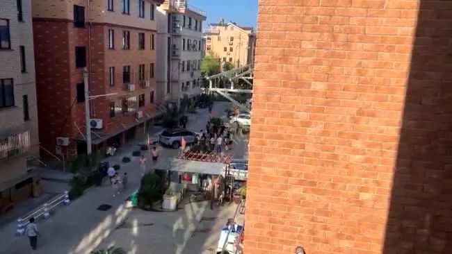 父亲倒车不慎压死两岁儿子，起诉保险公司获赔111万休闲区蓝鸢梦想 - Www.slyday.coM