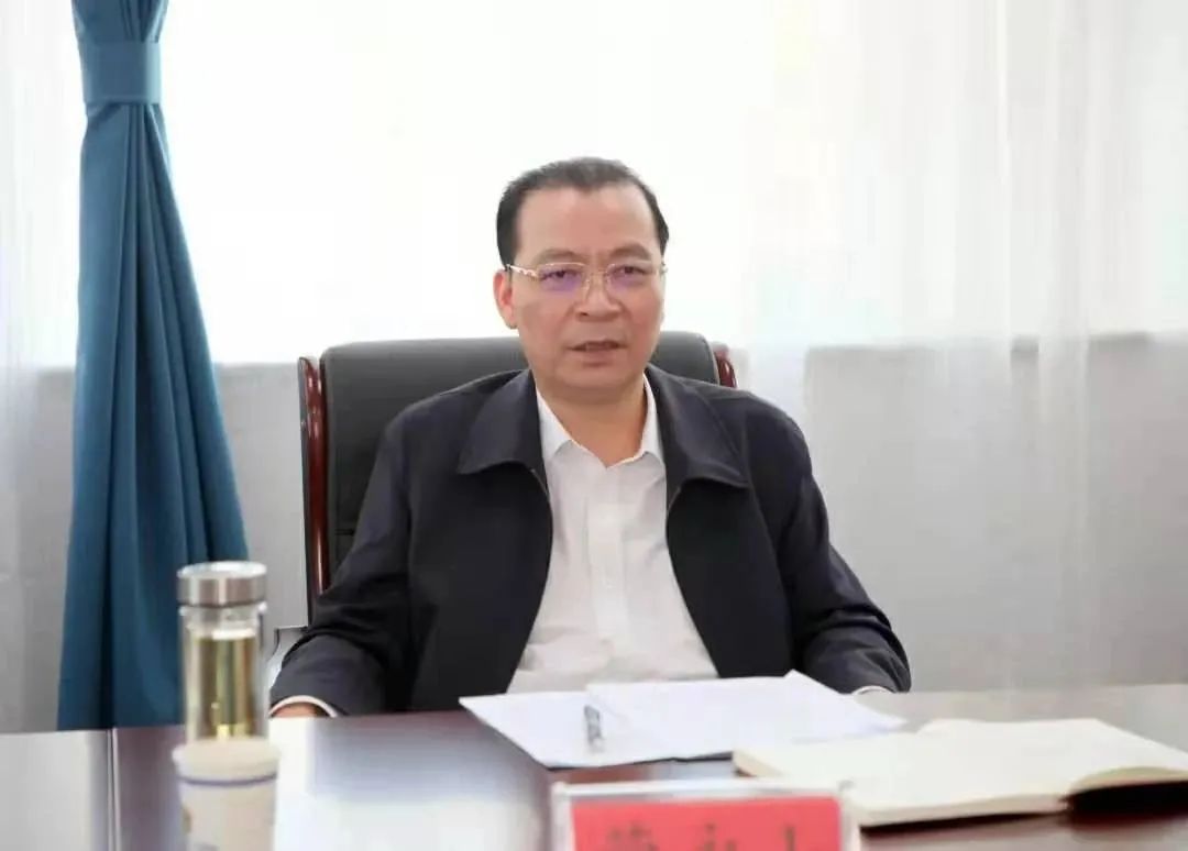 再打虎！两名官员涉嫌受贿被提起公诉休闲区蓝鸢梦想 - Www.slyday.coM