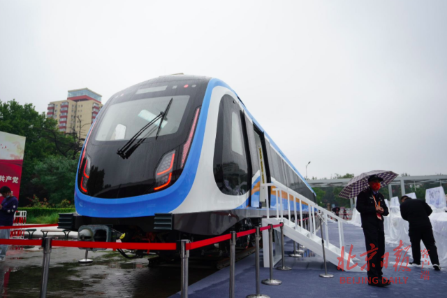 别克威朗Pro配置油耗表现 别克威朗前防撞梁是什么样子