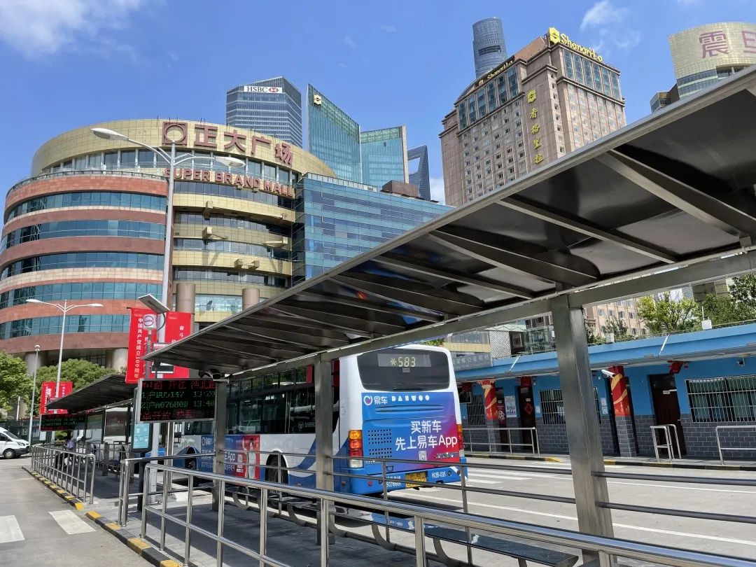 探索这些高颜值的公交站你曾途经过吗