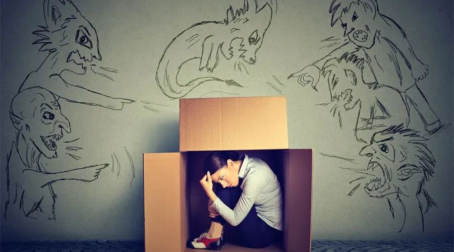 自卑敏感你也害怕社交吗