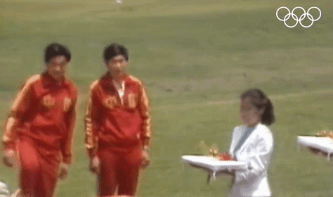 韩国《鱿鱼游戏》爆火的椪糖，在天津却早就有自己的传说休闲区蓝鸢梦想 - Www.slyday.coM