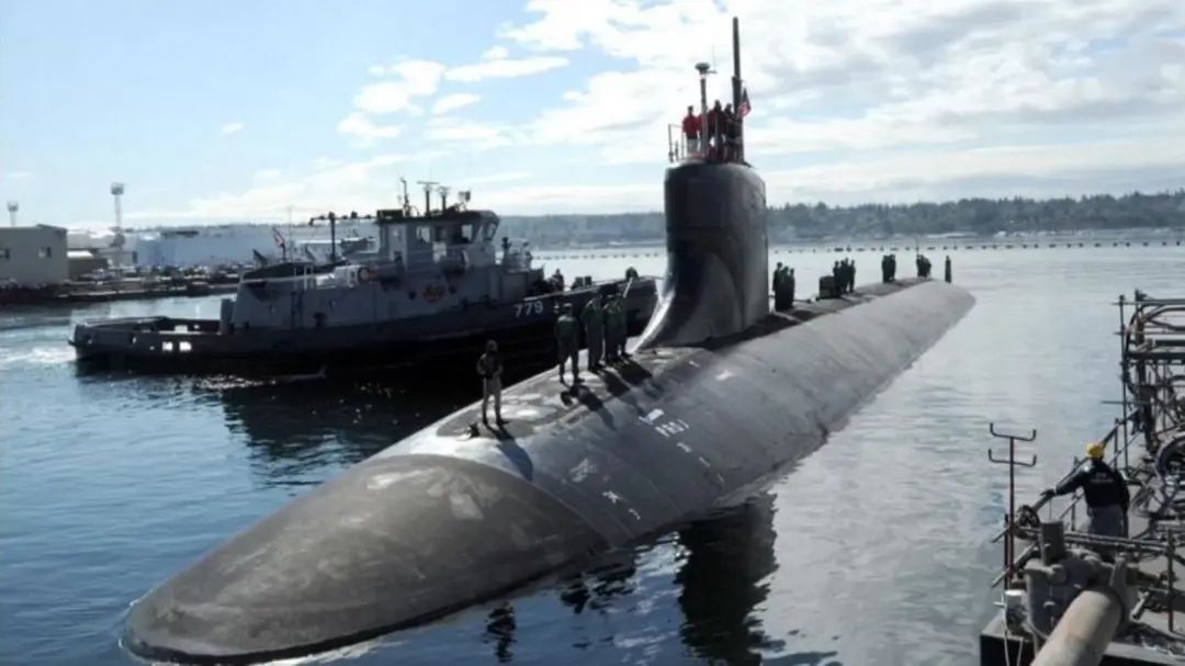 美国“康涅狄格”号核潜艇靠泊港口 资料图