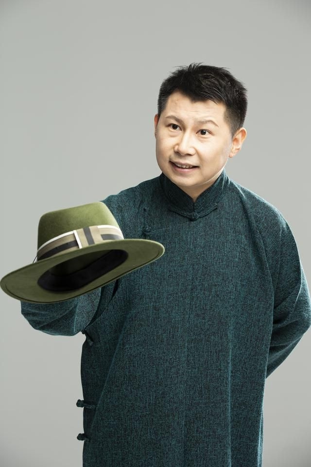 标榜大师齐白石?何云伟一幅画标价5000元,是画虾还是瞎画?
