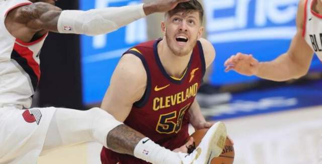 周琦昔日火箭队友打出顶级数据,新季能否在快船站稳脚跟?休闲区蓝鸢梦想 - Www.slyday.coM 周琦昔日火箭队友打出顶级数据,新季能否在快船站稳脚跟?休闲区蓝鸢梦想 - Www.slyday.coM