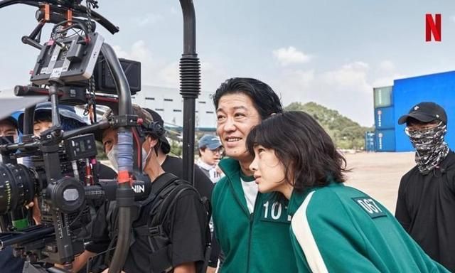 比宋慧乔粉丝还多,《鱿鱼游戏》效应惊人,美貌模特的演技神了!休闲区蓝鸢梦想 - Www.slyday.coM