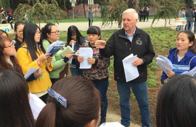 起英文名要注意,你认为洋气的名字,在外国人眼中可能是“翠花”休闲区蓝鸢梦想 - Www.slyday.coM