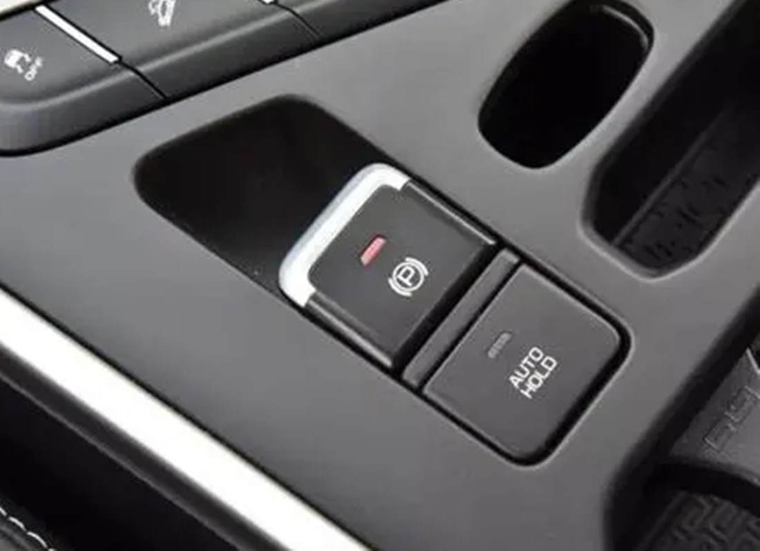 自动驻车这个功能很高级,为什么很多人不用?