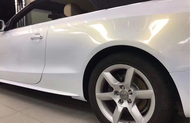 为什么老司机说买车不买白买车车漆颜色到底应该怎么选