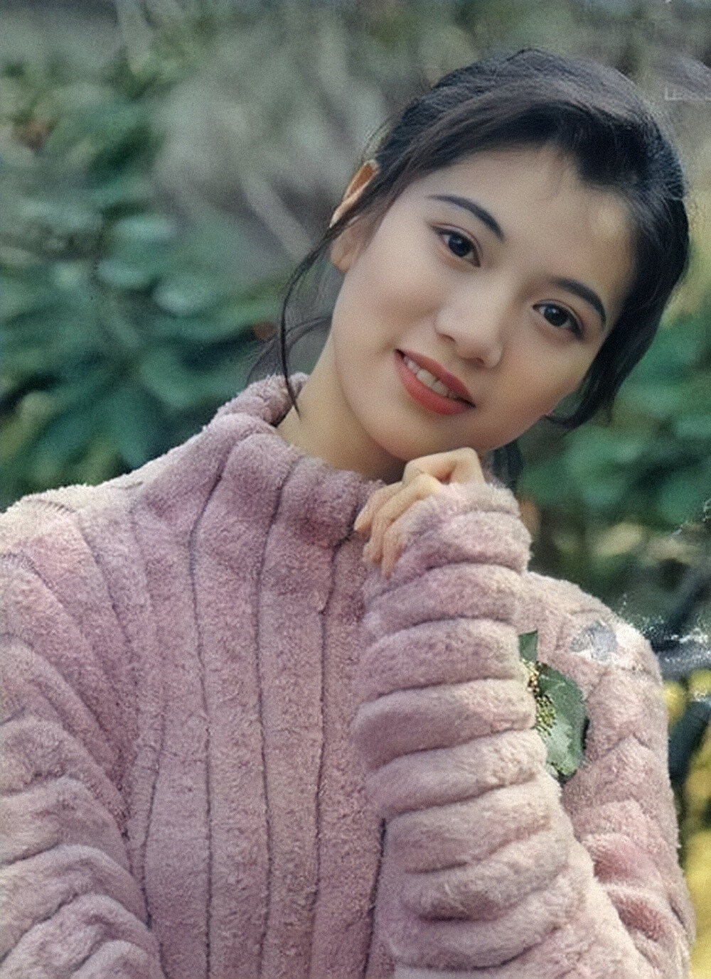 袁咏仪连续十年为梅艳芳庆冥诞6个字含义深远谁说贵圈没友谊