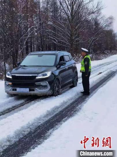 内蒙古额尔古纳迎来入秋后首场大范围降雪休闲区蓝鸢梦想 - Www.slyday.coM