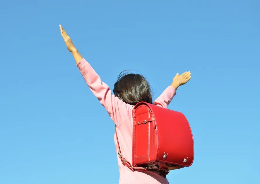 【世界精神卫生日】孩子怎样的心理状态才是健康的？对照这10条看一看休闲区蓝鸢梦想 - Www.slyday.coM