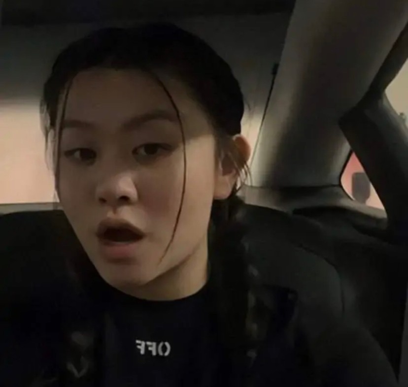 邱淑贞20岁女儿晒近照!脸蛋精致身材凹凸有致,和妹妹长相大不同休闲区蓝鸢梦想 - Www.slyday.coM 邱淑贞20岁女儿晒近照!脸蛋精致身材凹凸有致,和妹妹长相大不同休闲区蓝鸢梦想 - Www.slyday.coM