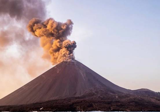 “日本沉没”将成真?专家称30年内将发生大地震,富士山也在苏醒休闲区蓝鸢梦想 - Www.slyday.coM “日本沉没”将成真?专家称30年内将发生大地震,富士山也在苏醒休闲区蓝鸢梦想 - Www.slyday.coM