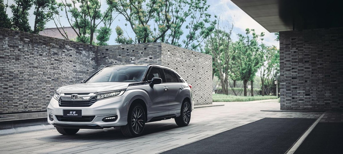 25-35万元的四驱“大五座”SUV 有哪些值得推荐的？