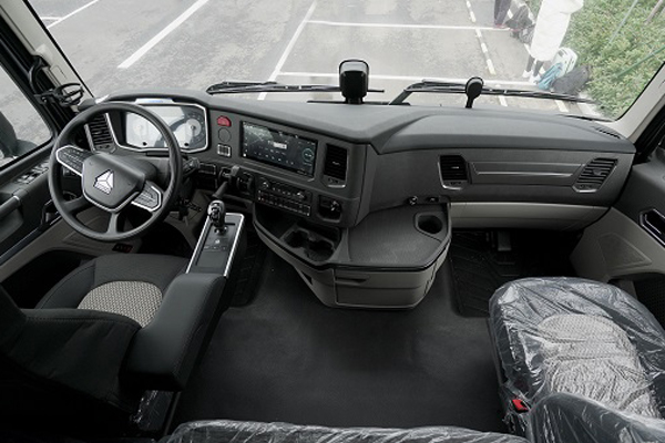 顶级双引擎 自动挡 豪沃max优秀看得见 | 卡车之友网