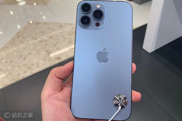 iPhone13Pro被曝通话信号差 甚至不如iPhone12系列休闲区蓝鸢梦想 - Www.slyday.coM