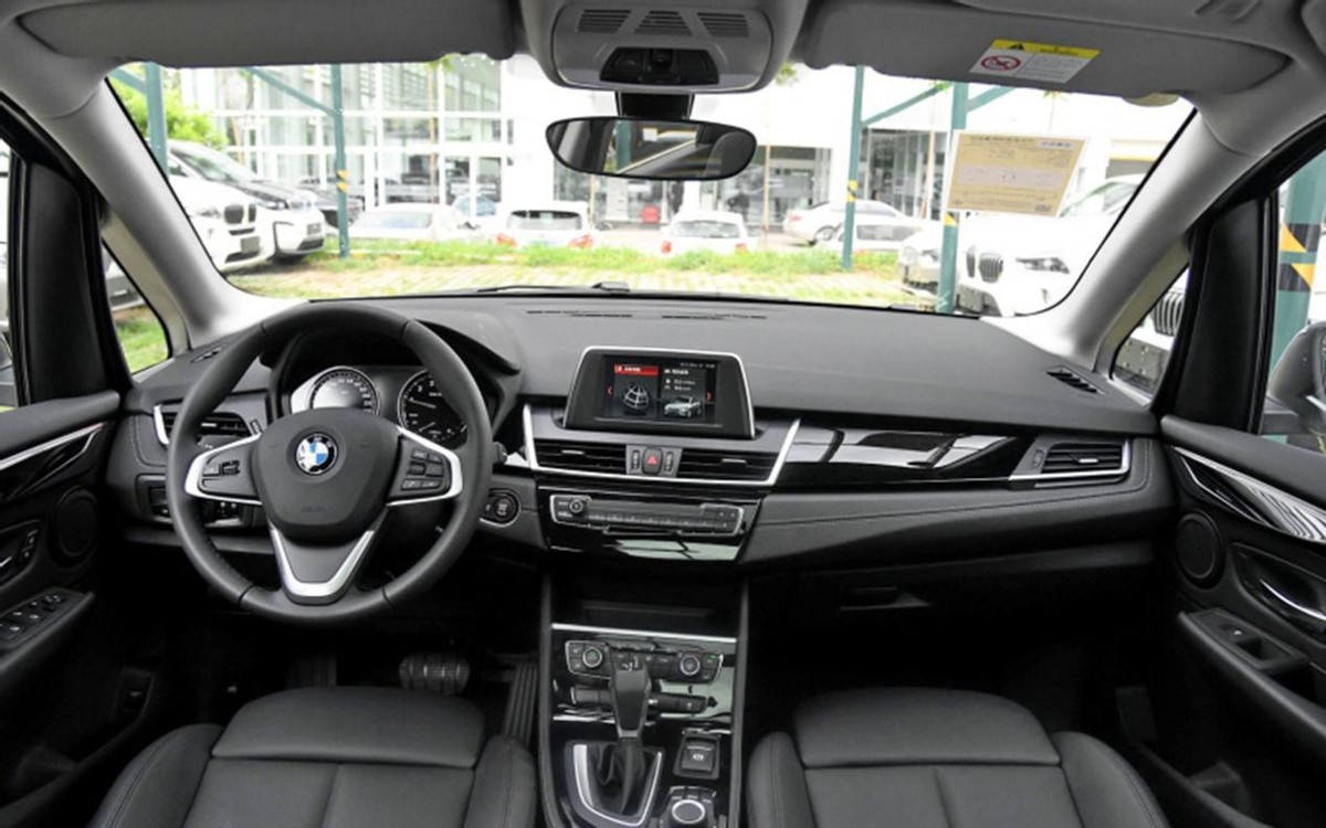 加大鼻孔的宝马2系旅行车若再次进入中国市场还有人会买