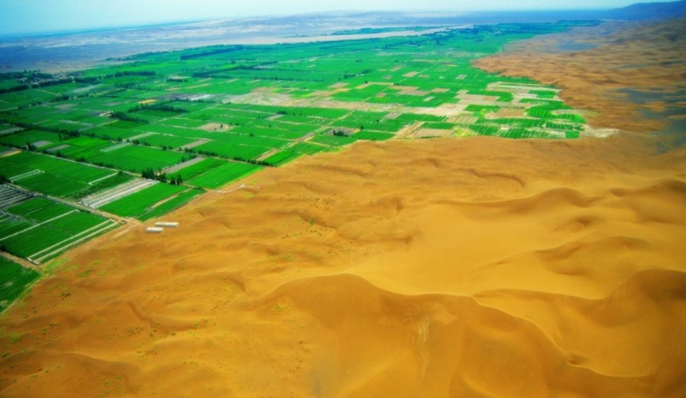 中国治沙世界第一美卫星拍到一幕令全世界赞叹不已