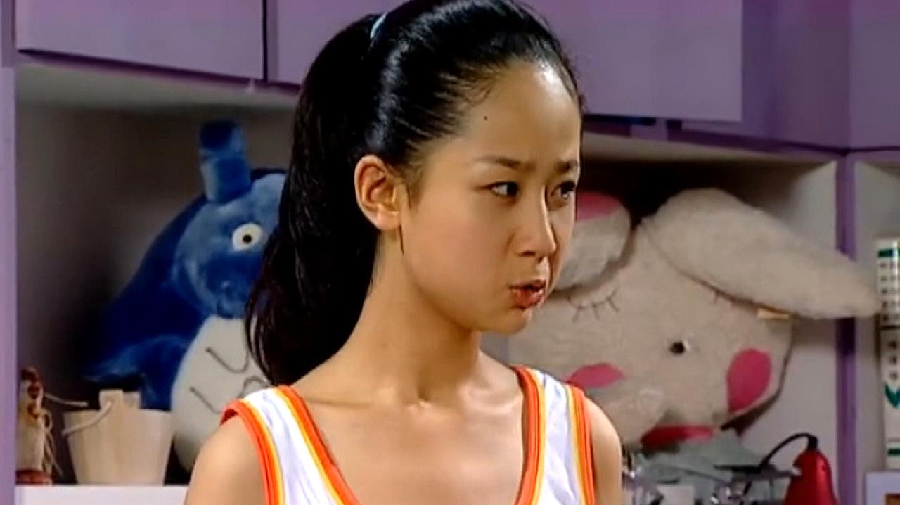 7岁出道16岁攀上33岁金主,一场吻戏改变星途|杨紫|家有儿女|家有儿女3