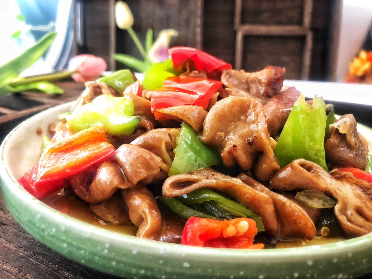 家常干煸尖椒肥肠,解馋下饭,看着就有食欲,好吃到停不下来|肥肠|尖椒|