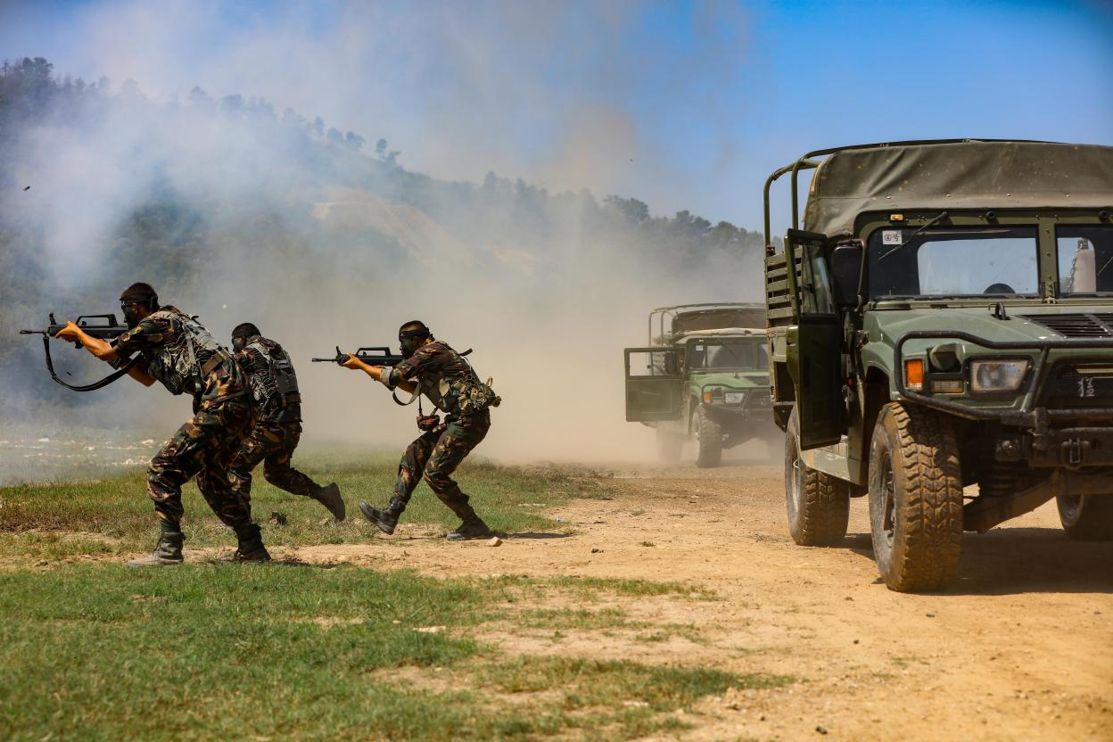 多图回眸空军特种作战实战化训练|猎人|空军|集训队_新浪新闻