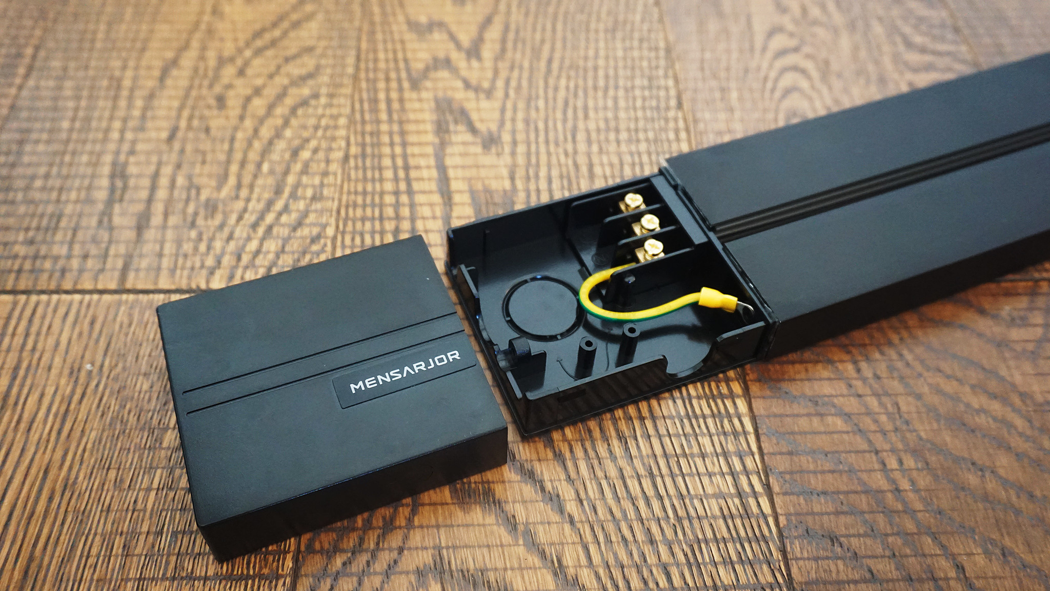 装修时插座没装对,后悔一辈子,再改还来得及吗?休闲区蓝鸢梦想 - Www.slyday.coM 装修时插座没装对,后悔一辈子,再改还来得及吗?休闲区蓝鸢梦想 - Www.slyday.coM