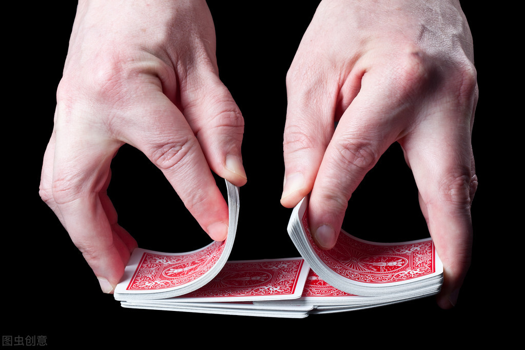 网约车赛道加速洗牌平台破局关键时刻司机能否扛过这波清退