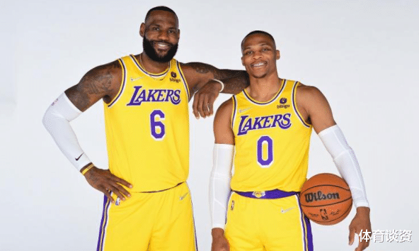 请把格林还回来！9助攻15失误，湖人发现上当了，詹姆斯不再发声休闲区蓝鸢梦想 - Www.slyday.coM