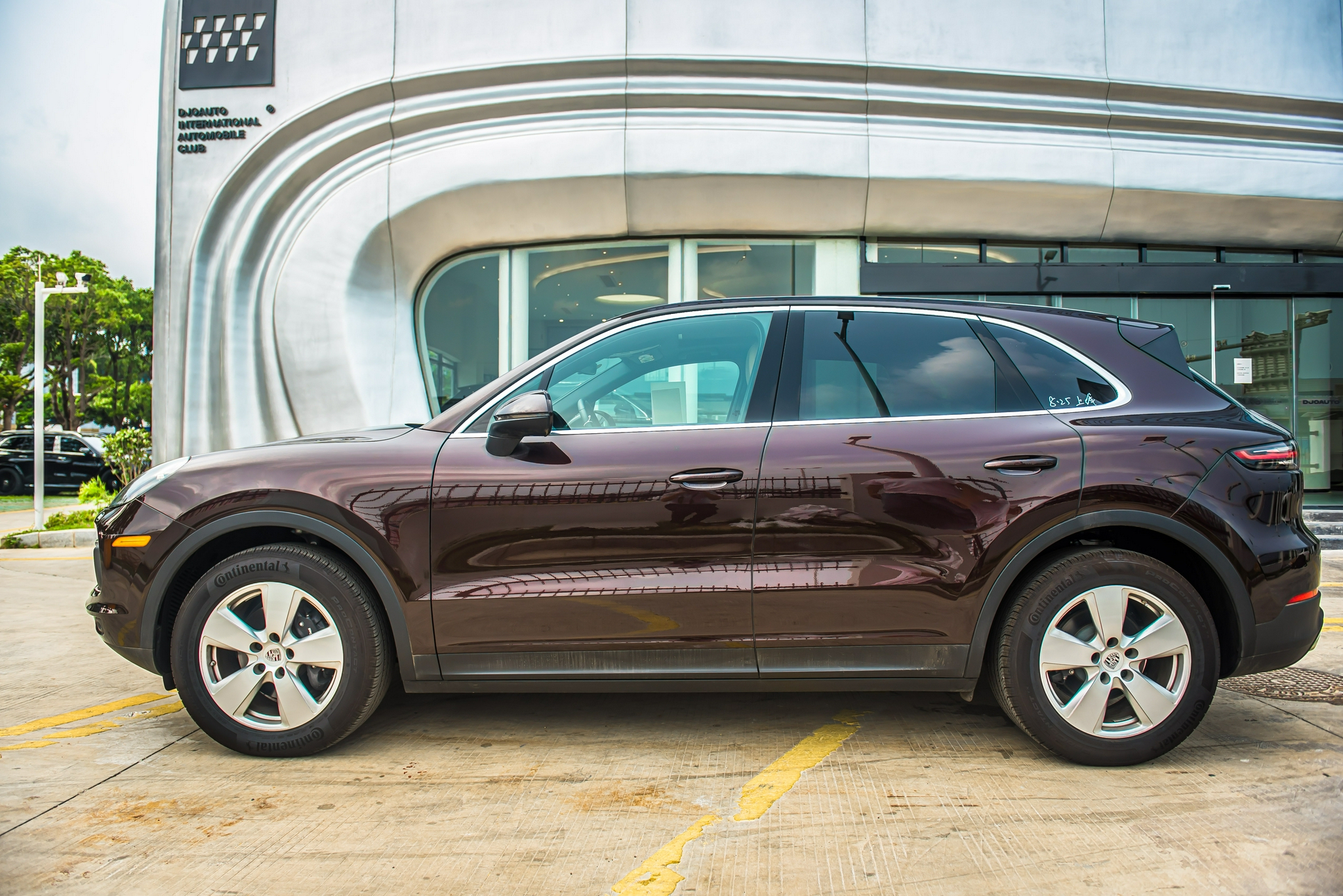 坐标厦门20款国六美规卡宴现车改内饰轮毂实车美拍