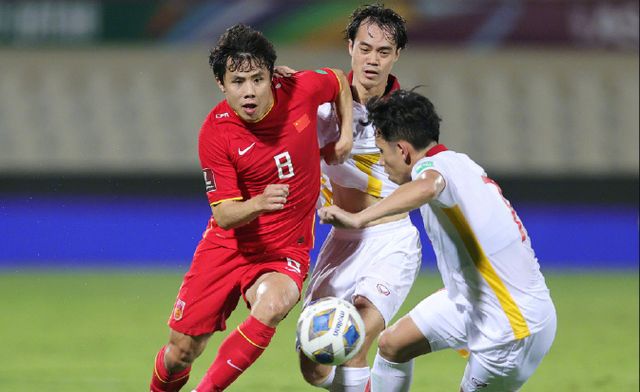 恭喜李铁!恭喜武磊阿兰!沙特队酿乌龙神助攻国足,2连胜再加码休闲区蓝鸢梦想 - Www.slyday.coM 恭喜李铁!恭喜武磊阿兰!沙特队酿乌龙神助攻国足,2连胜再加码休闲区蓝鸢梦想 - Www.slyday.coM