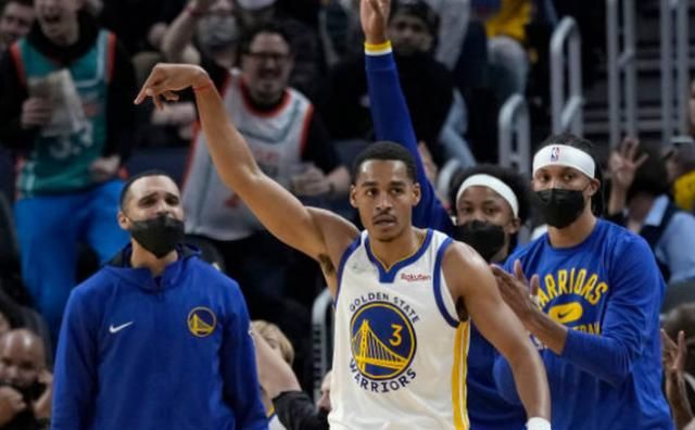 无奈!美媒晒季前赛球员效率值,东契奇独一档,湖人巨头联盟垫底休闲区蓝鸢梦想 - Www.slyday.coM